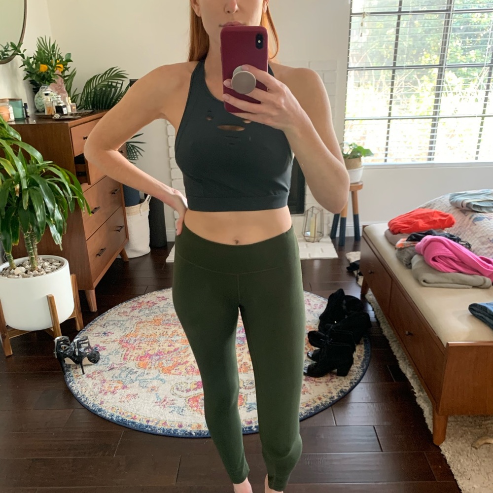 Alo sports bra